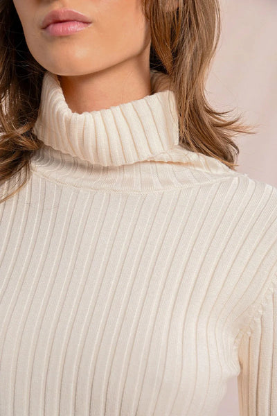 Molly Bracken Ribbed Knit Sweater W/Turtleneck Off White