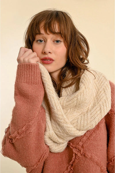 Molly Bracken Cable Knit Scarf Off White