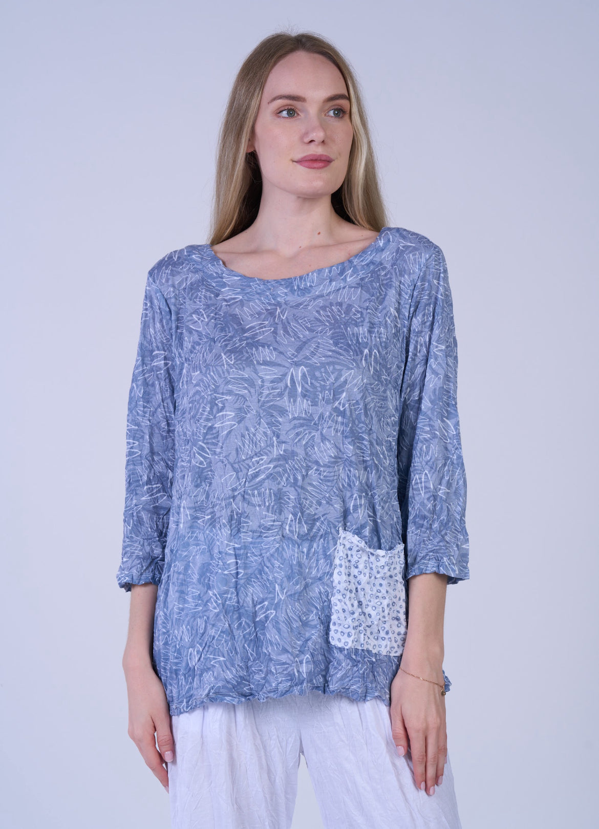 Shana Crinkle Contrast One Pocket Top, Grey