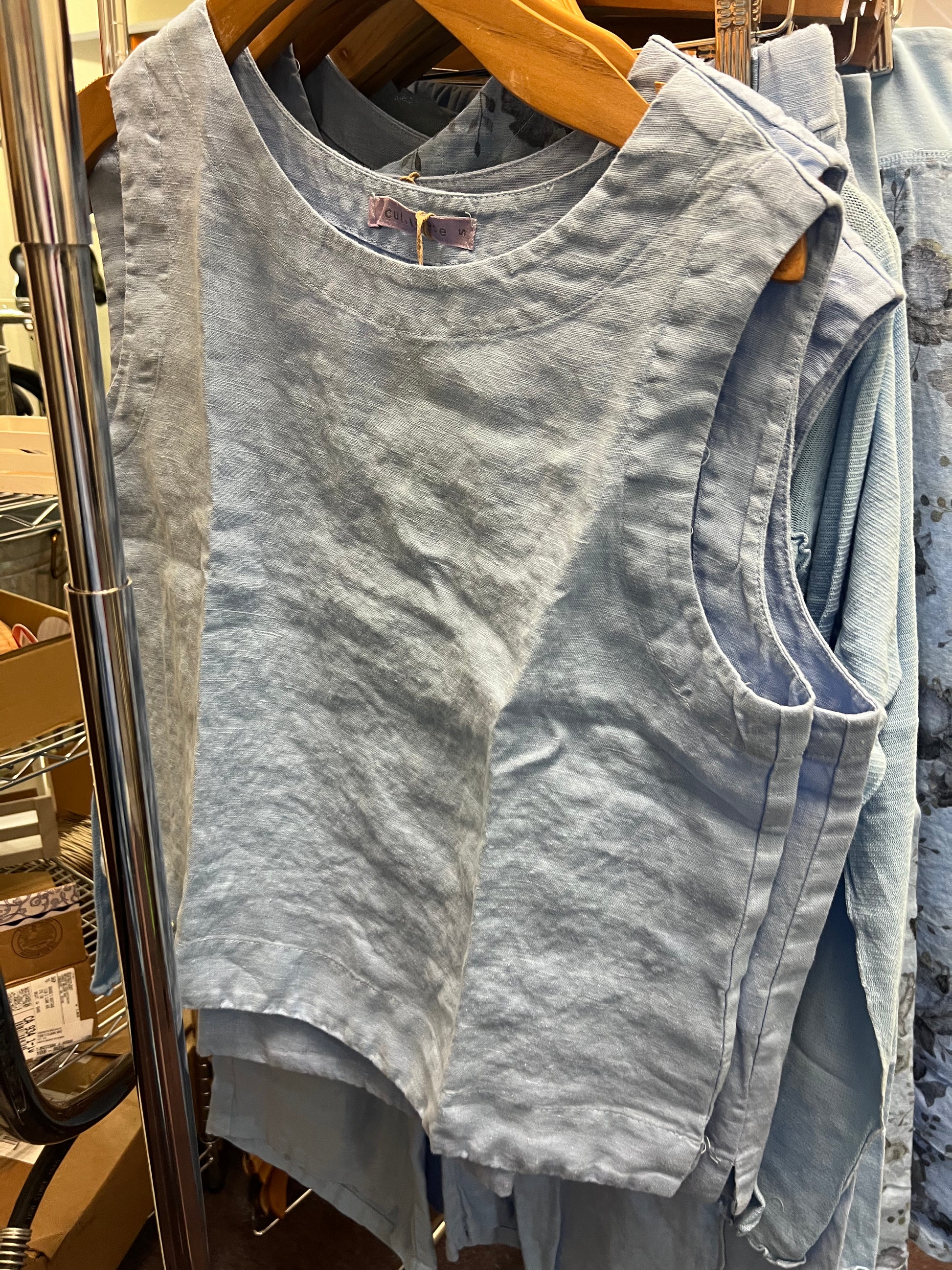 Cut Loose Shell W/Wide Facing/ Bellflower