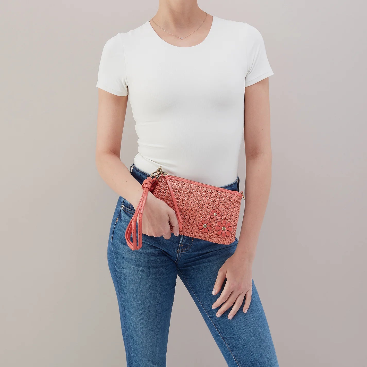 Hobo Darcy Crossbody Wild Rose Woven Straw