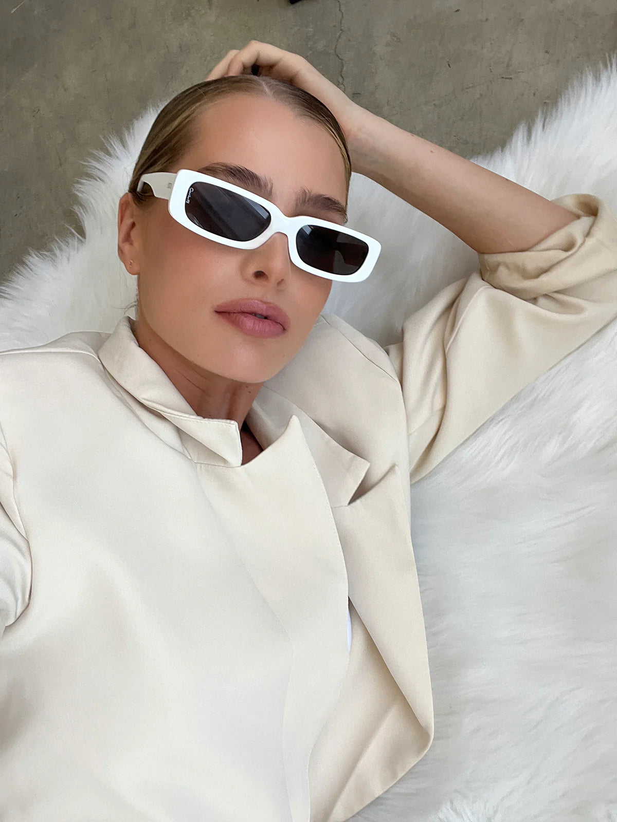 Otra Sunny White/Smoke